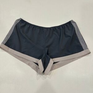 Victoria sercet Gray Colorblock Athletic Running Shorts Women’s Medium